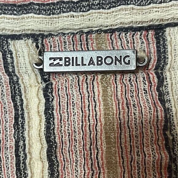 Billabong button Down Raw Hem Short Pink striped Lightweight Size Small - Picture 5 of 6